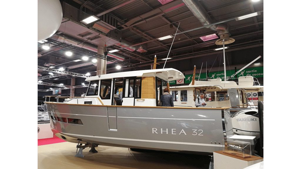 Rhea 32 Timonier Walkaround Tour - 'Sturdy and Charming'